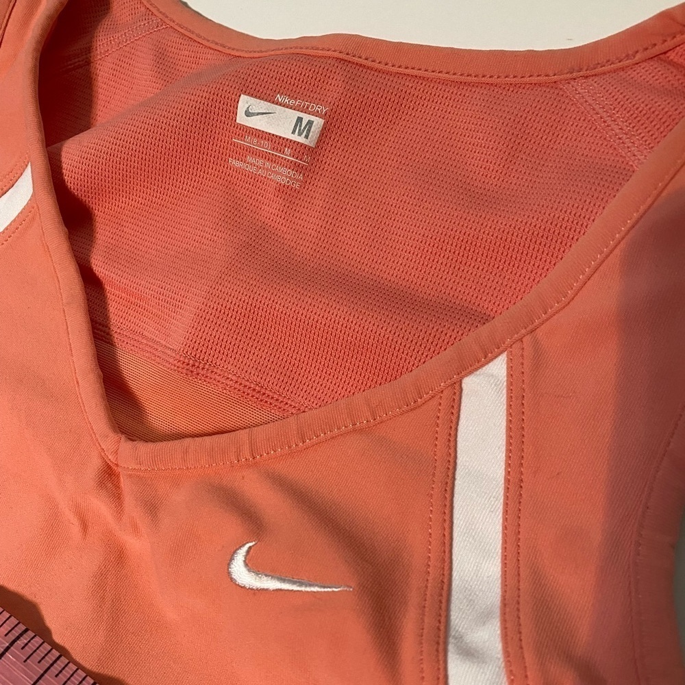 Nike Size M - Picture 7 of 9